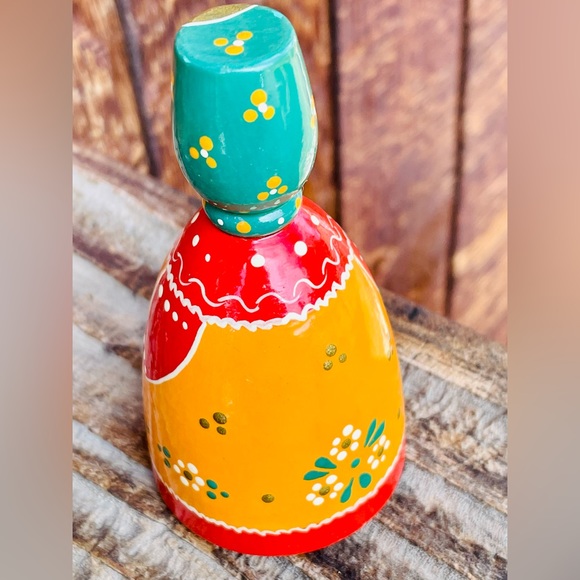 Handcrafted Artisan Peg Wood Doll - Picture 6 of 9